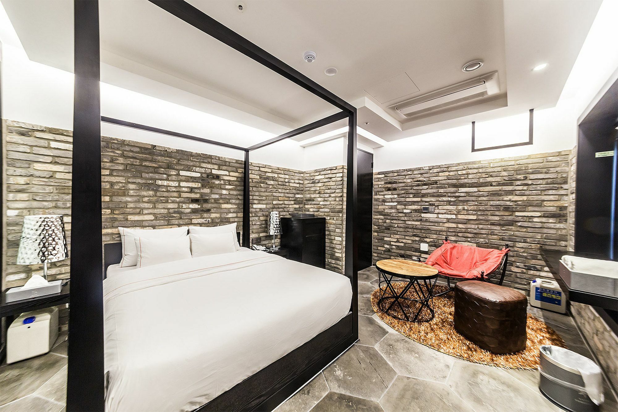 Forestar 2 Hotel